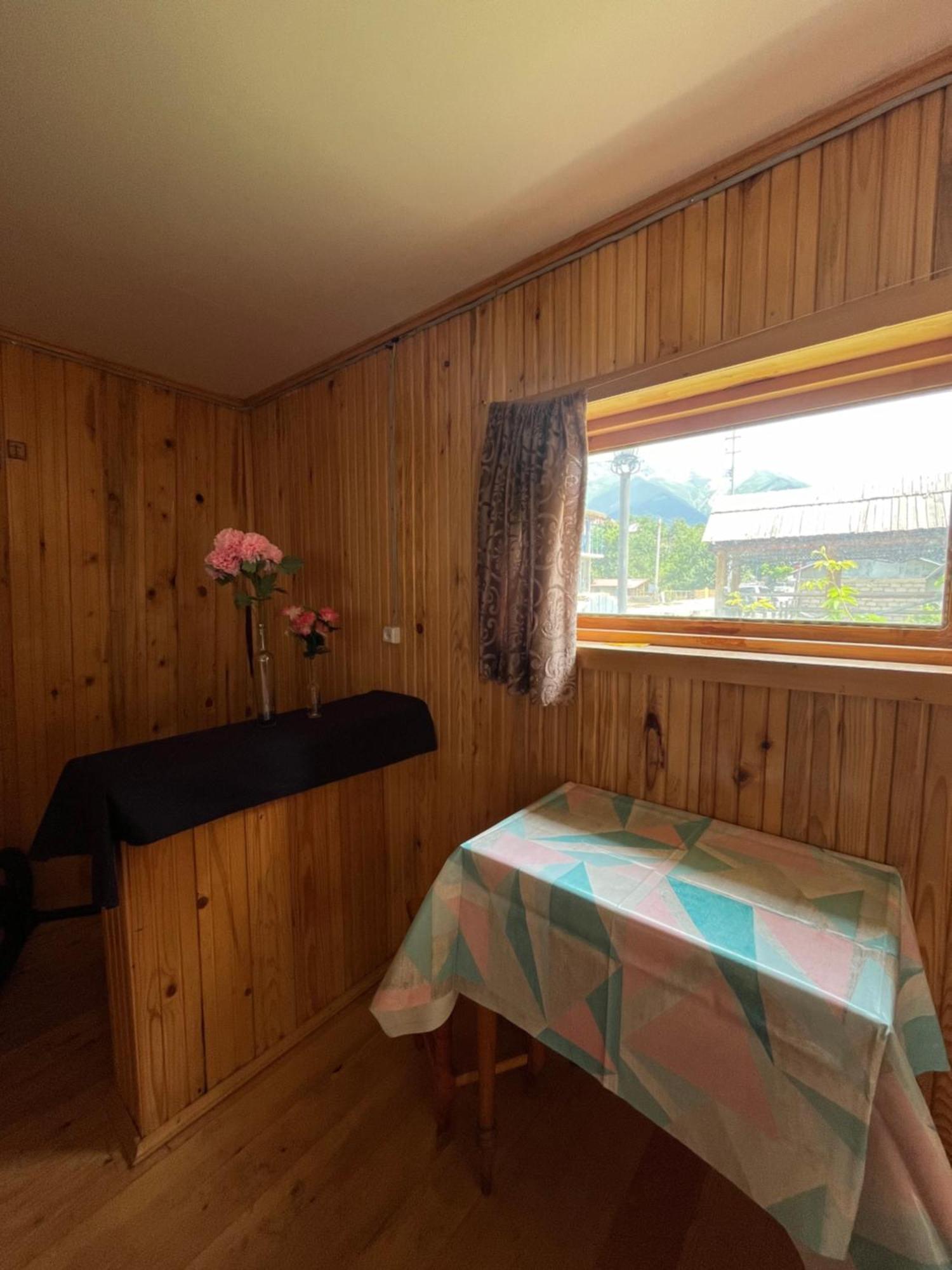 Вілла Wooden House Местія Екстер'єр фото